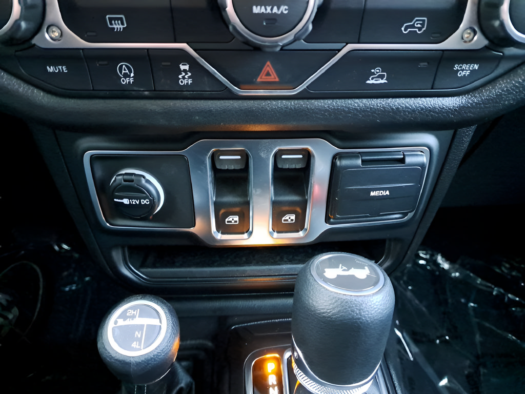 New 2026 Jeep Wrangler Sport AWD/4WD image 24