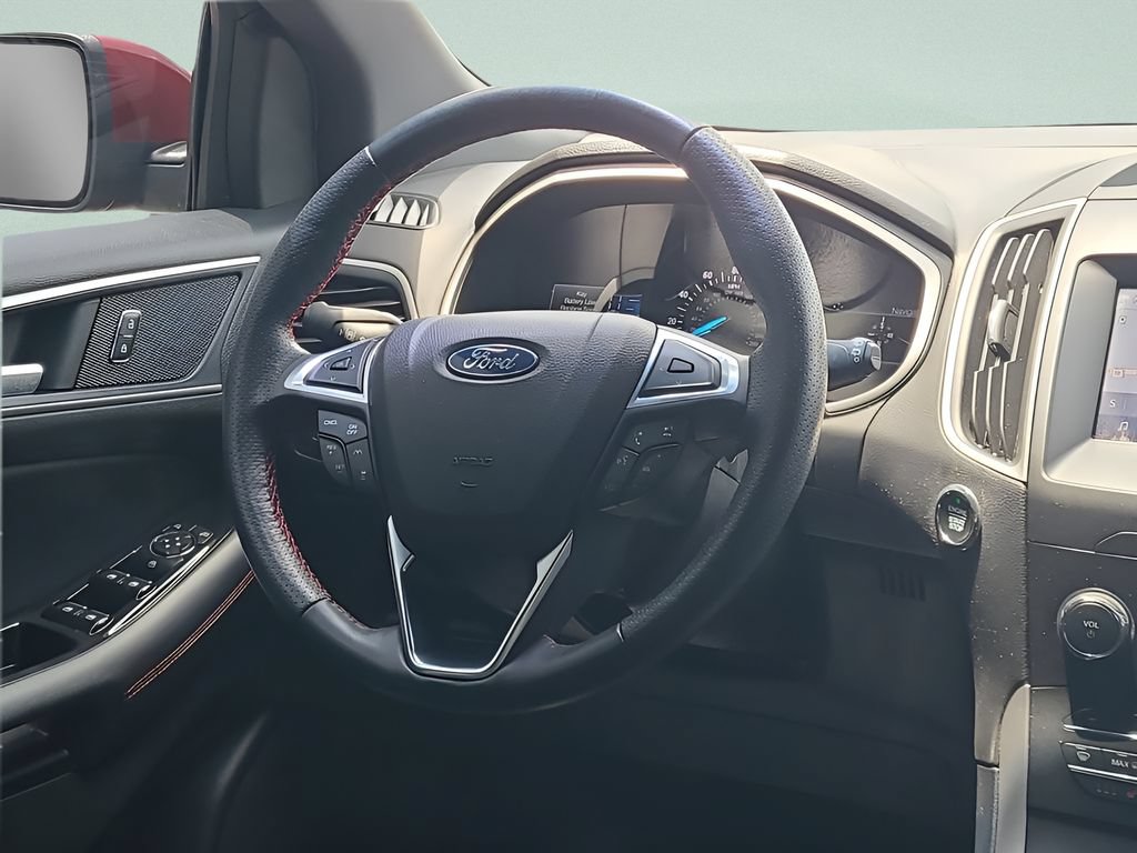 Used 2020 Ford Edge ST-Line FWD image 32