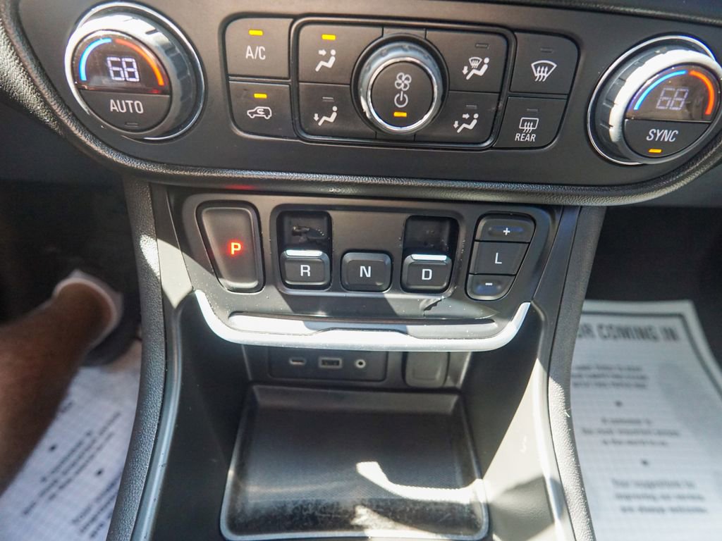 Used 2019 GMC Terrain SLE w/ Driver Convenience Package FWD image 24