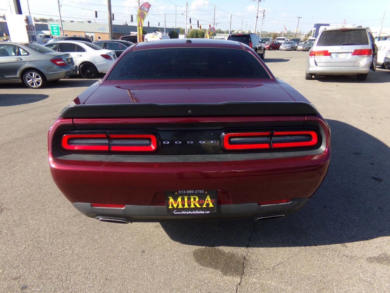 Used 2019 Dodge Challenger SXT w/ Blacktop Package image 4
