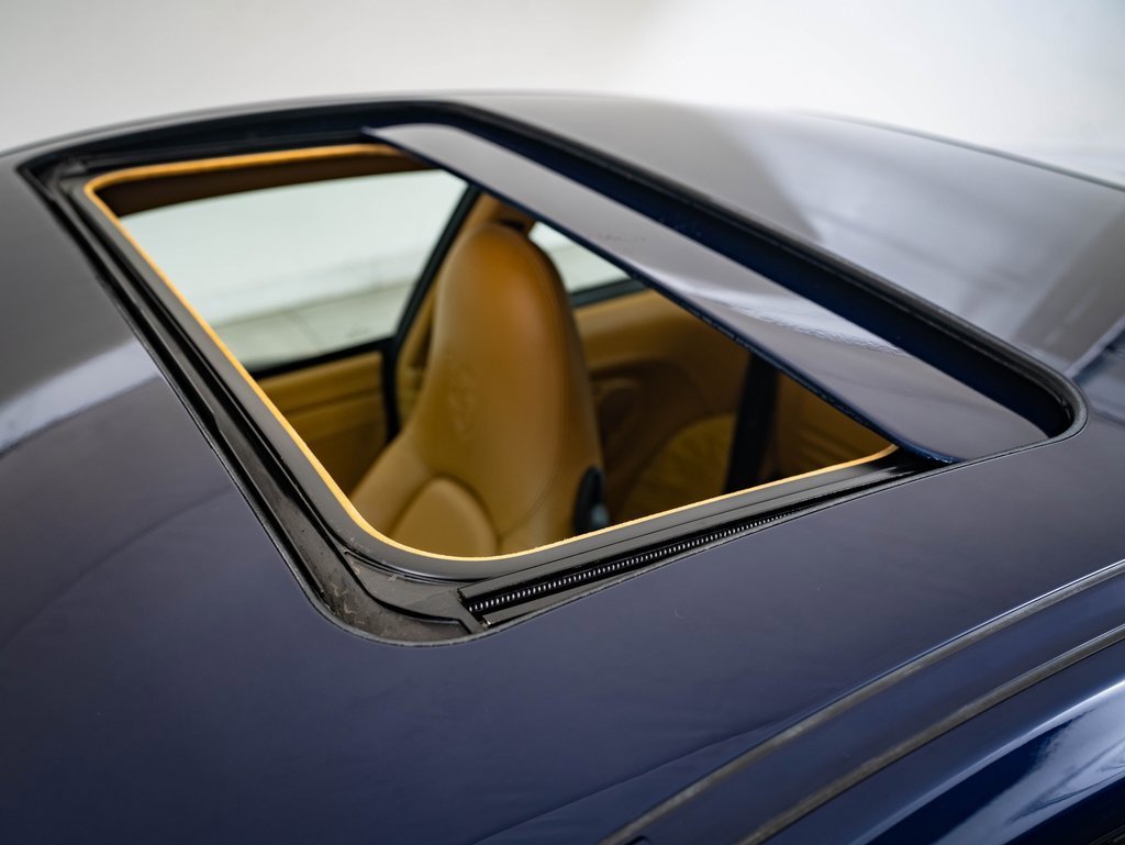 Used 2003 Porsche 911 Carrera image 12