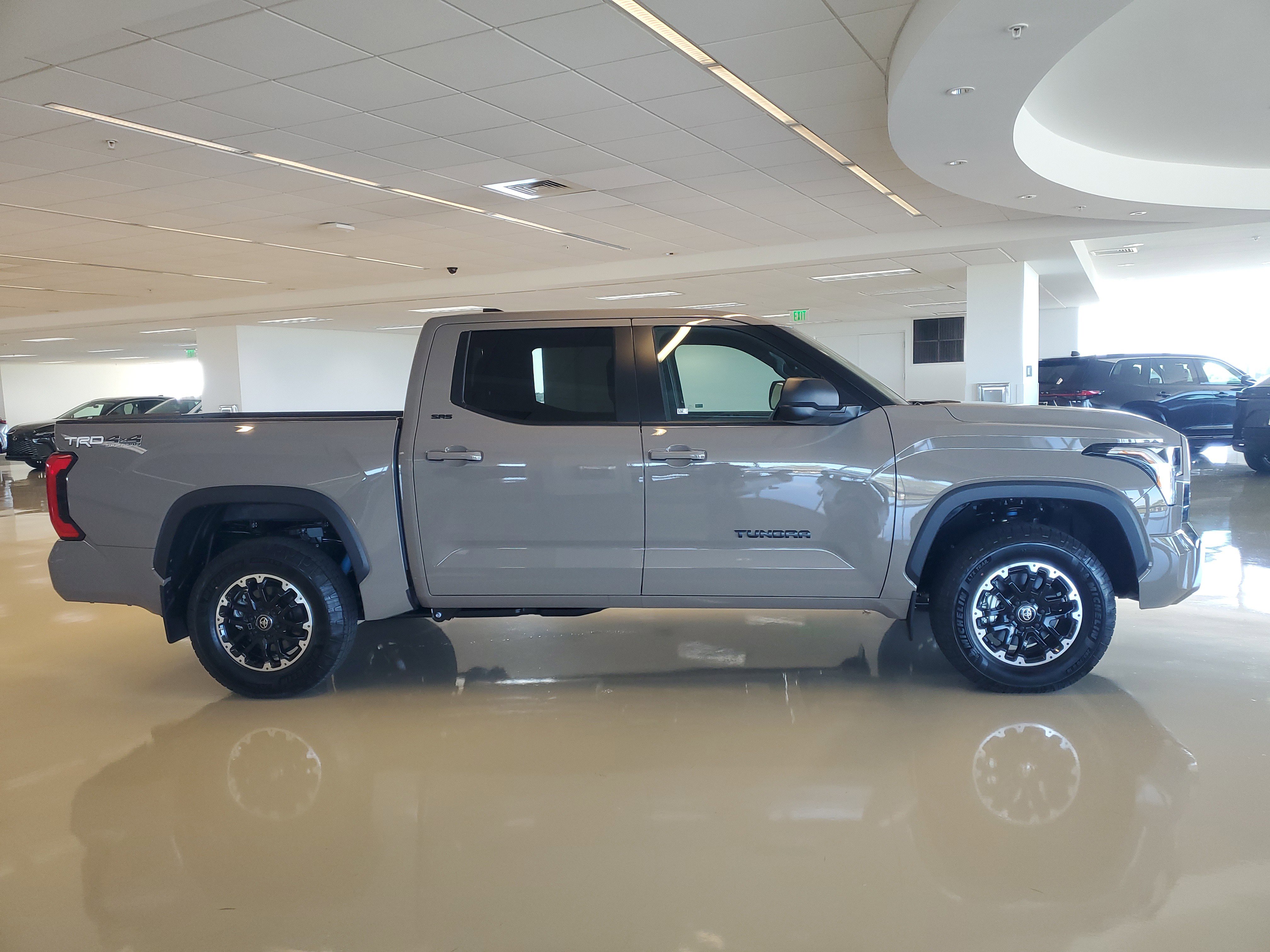 Used 2026 Toyota Tundra SR5 w/ TRD Off-Road Package AWD/4WD image 12