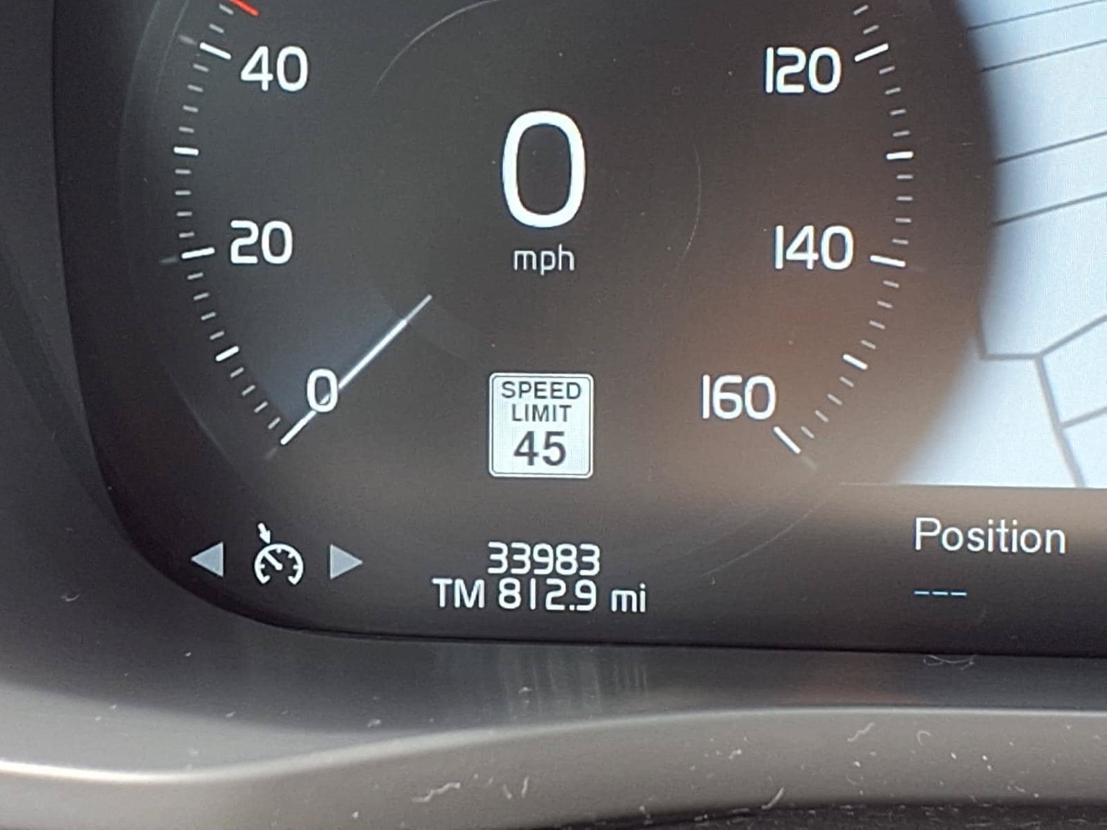 Used 2021 Volvo XC60 T5 Momentum w/ Premium Package FWD image 30