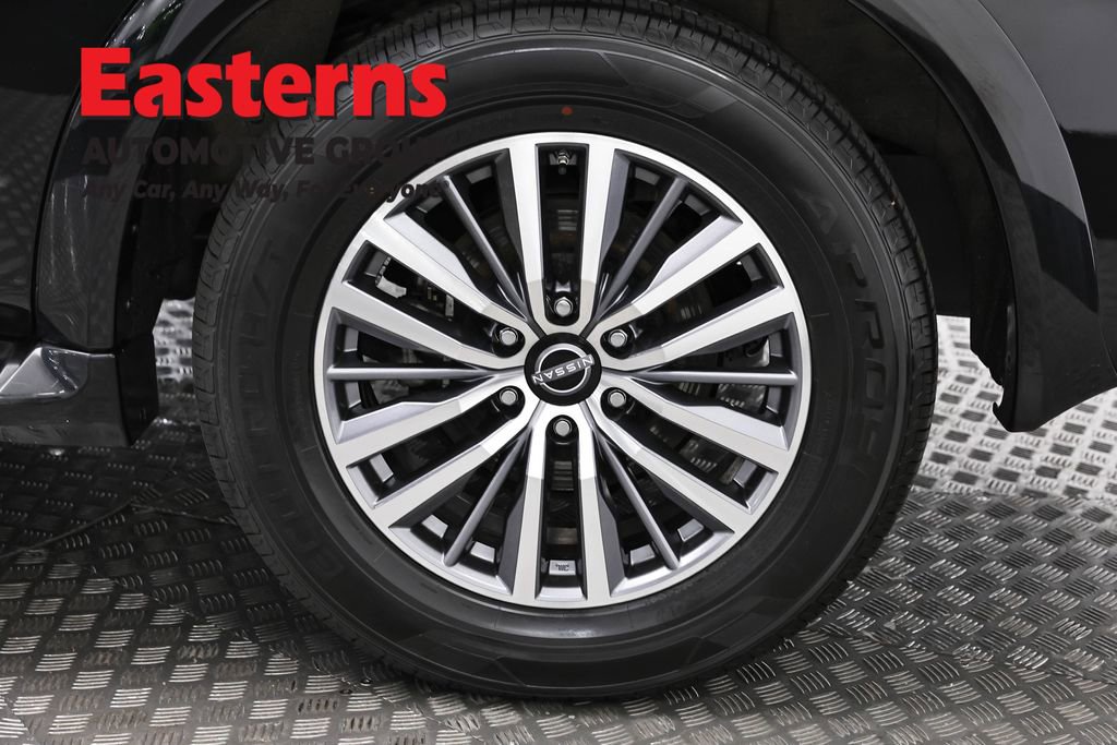 Used 2024 Nissan Armada SL w/ Captain's Chairs Package image 35