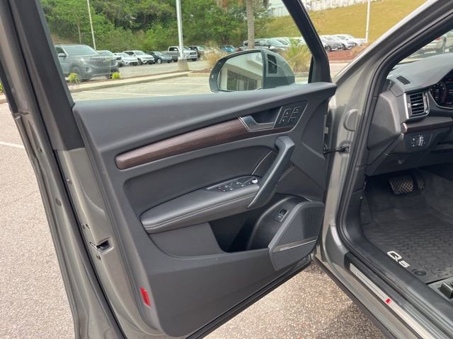Used 2023 Audi Q5 2.0T Premium Plus w/ Premium Plus Package image 5