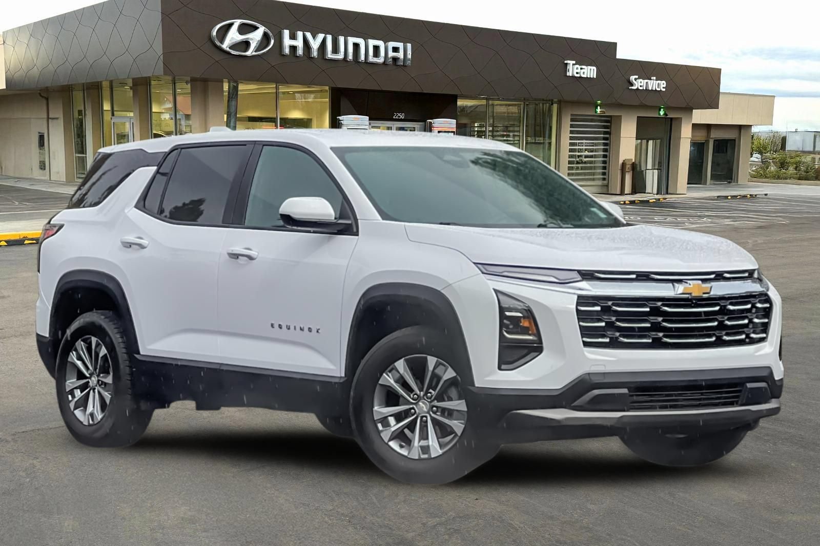 Used 2025 Chevrolet Equinox LT AWD/4WD video 2