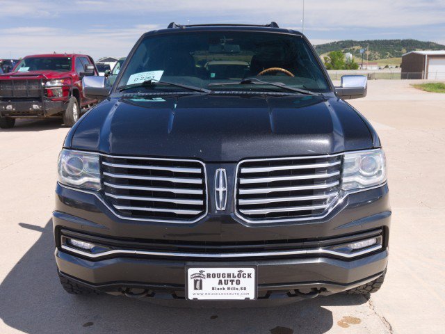 Used 2015 Lincoln Navigator 4WD image 6