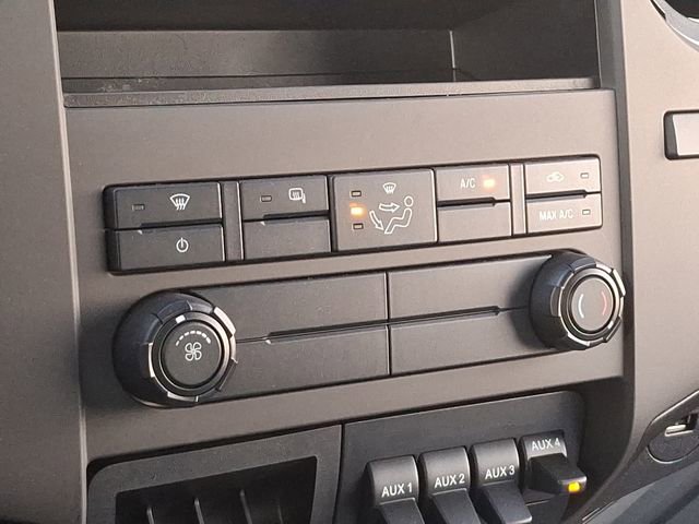 Used 2023 Ford F650 2WD Regular Cab Super Duty image 14
