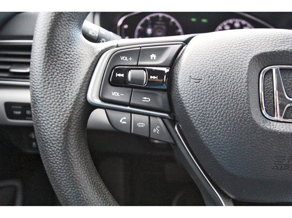 Used 2019 Honda Accord EX image 18