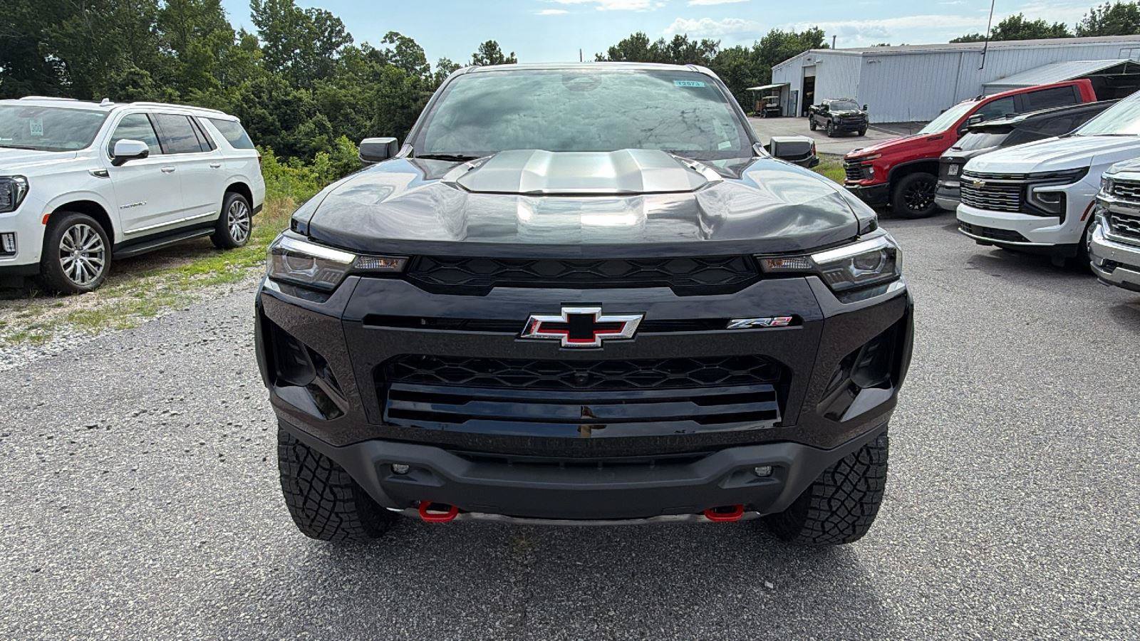 New 2026 Chevrolet Colorado ZR2 w/ Technology Package AWD/4WD image 2