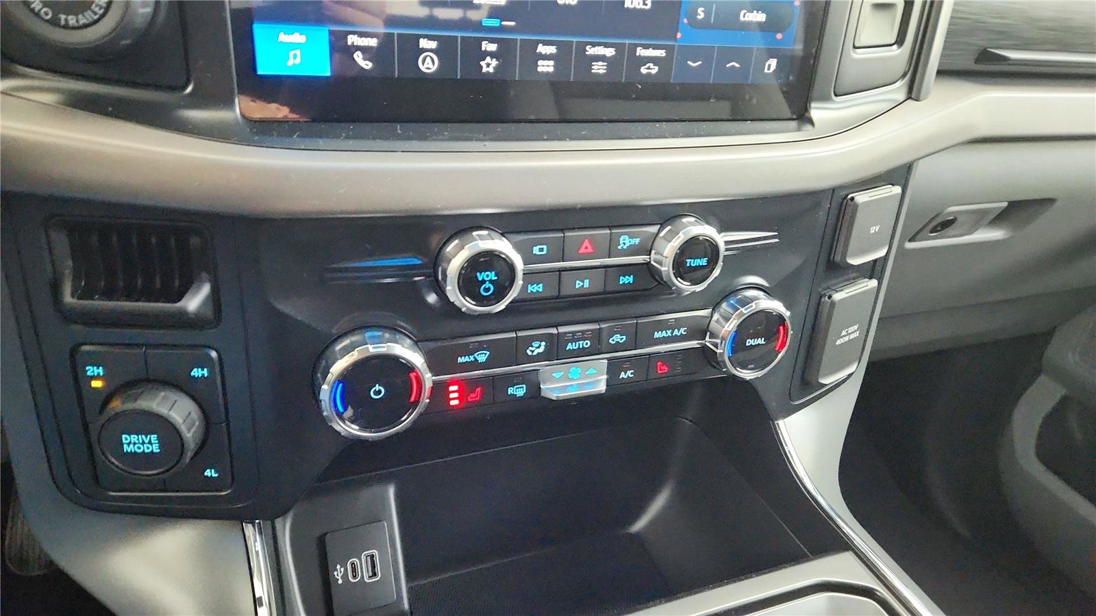 New 2025 Ford F150 XLT w/ Equipment Group 302A MID image 39