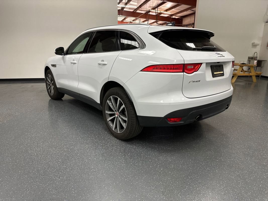 Used 2020 Jaguar F-PACE Prestige image 6