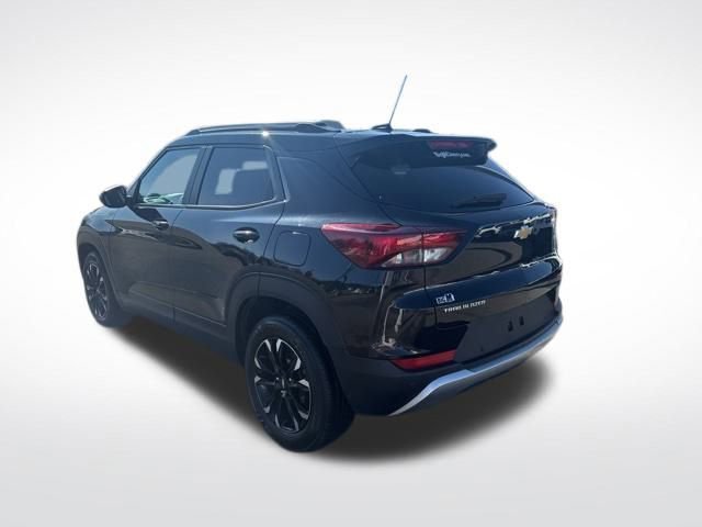 Used 2023 Chevrolet TrailBlazer LT w/ Convenience Package image 3
