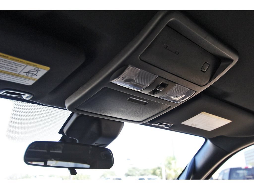 Used 2025 Nissan Frontier Pro-X RWD image 26