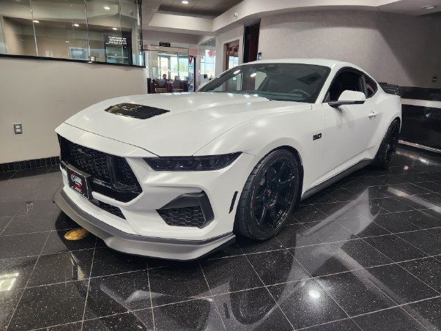 Used 2024 Ford Mustang GT Premium RWD image 10