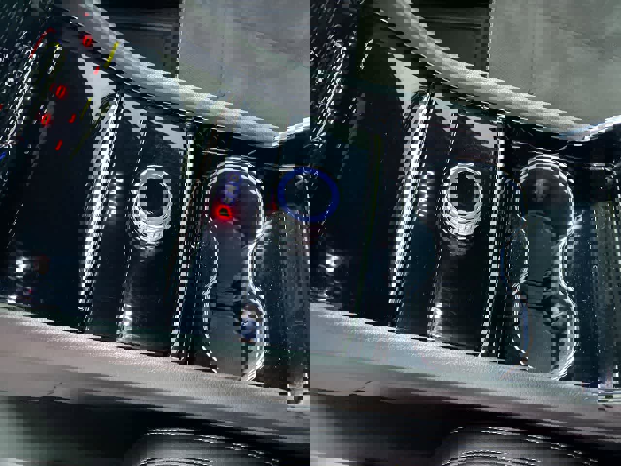 Used 2023 Jeep Grand Cherokee L Laredo image 27