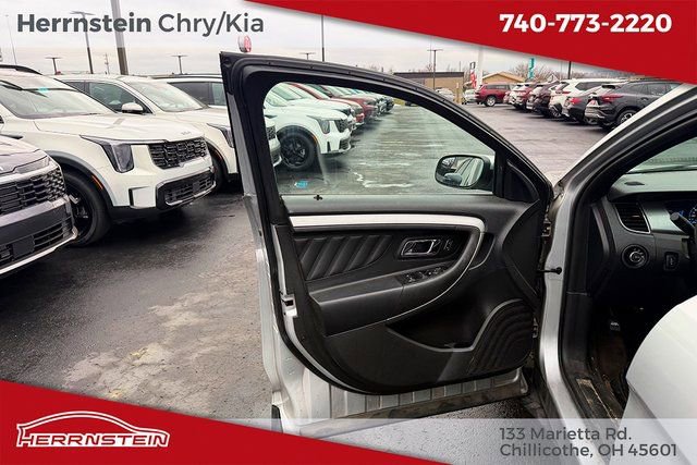 Used 2016 Ford Taurus SEL w/ Equipment Group 201A image 7