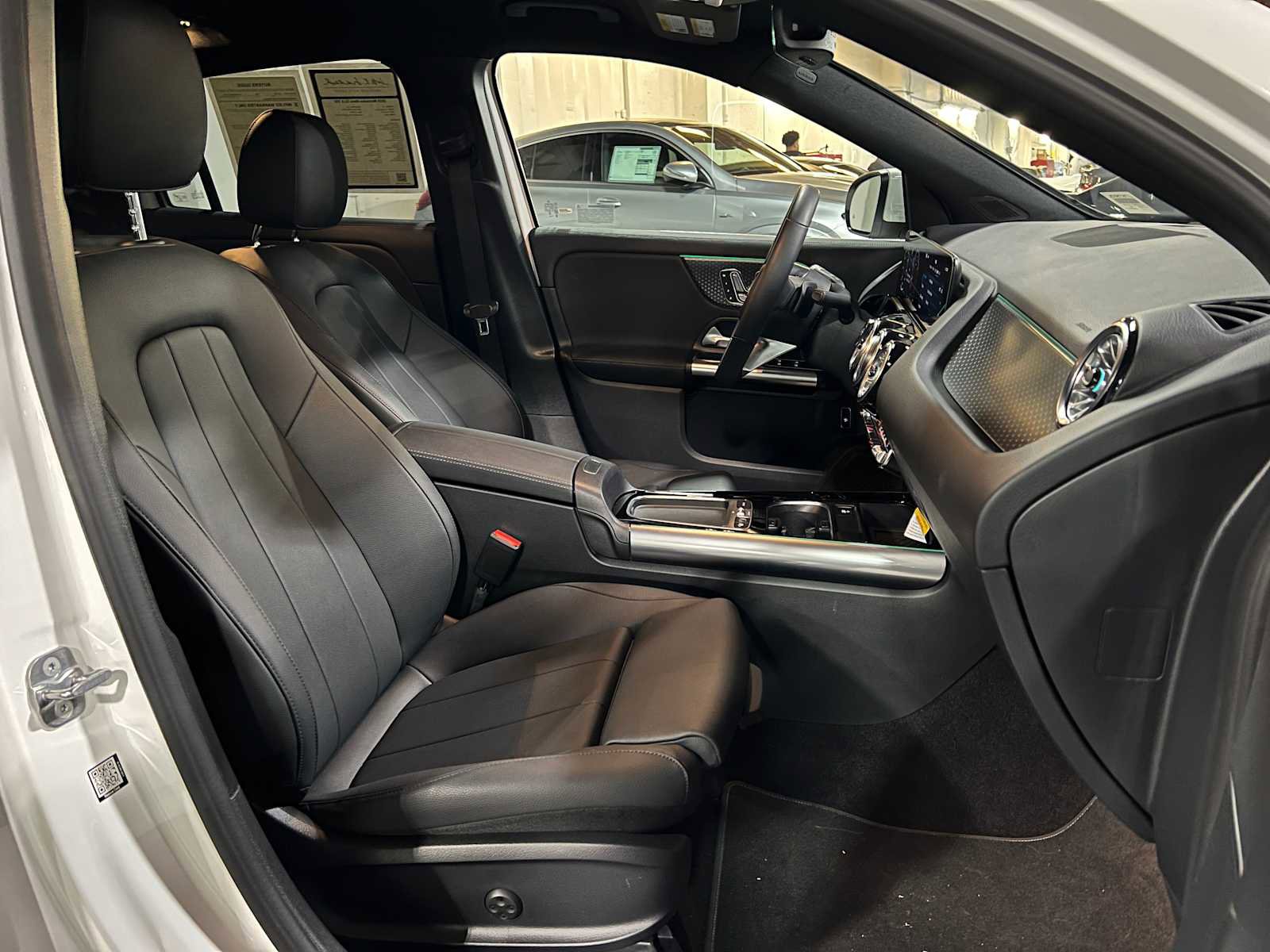 Used 2026 Mercedes-Benz GLA 250 4MATIC image 11