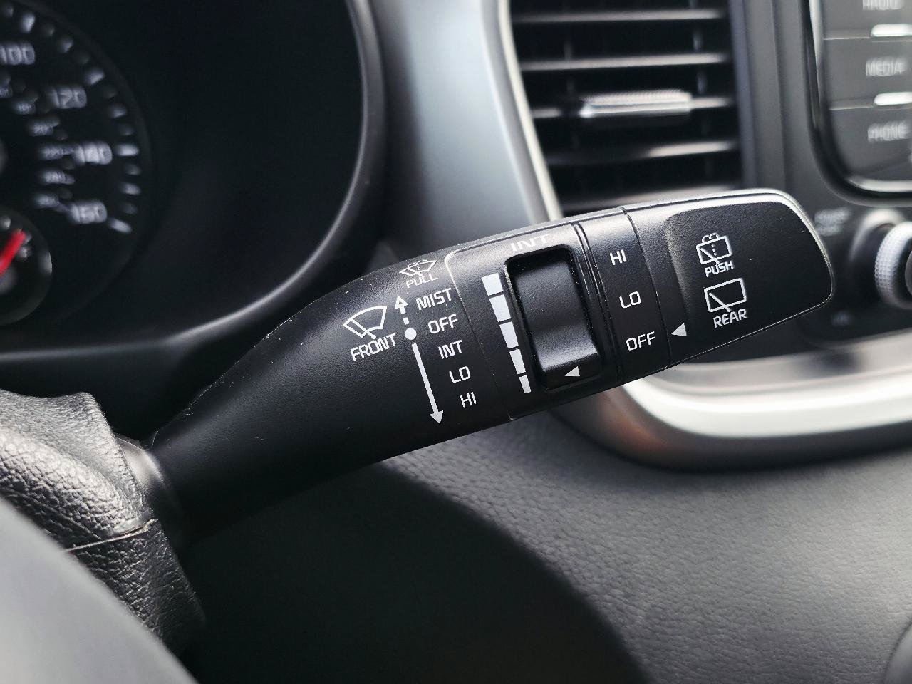 Used 2017 Kia Sorento AWD image 28
