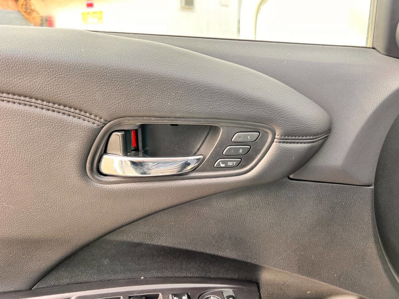 Used 2017 Acura RDX AWD image 17