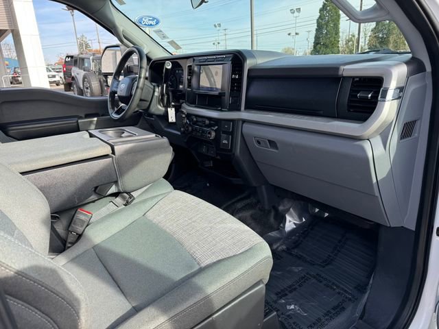 Used 2024 Ford F350 XLT AWD/4WD image 26