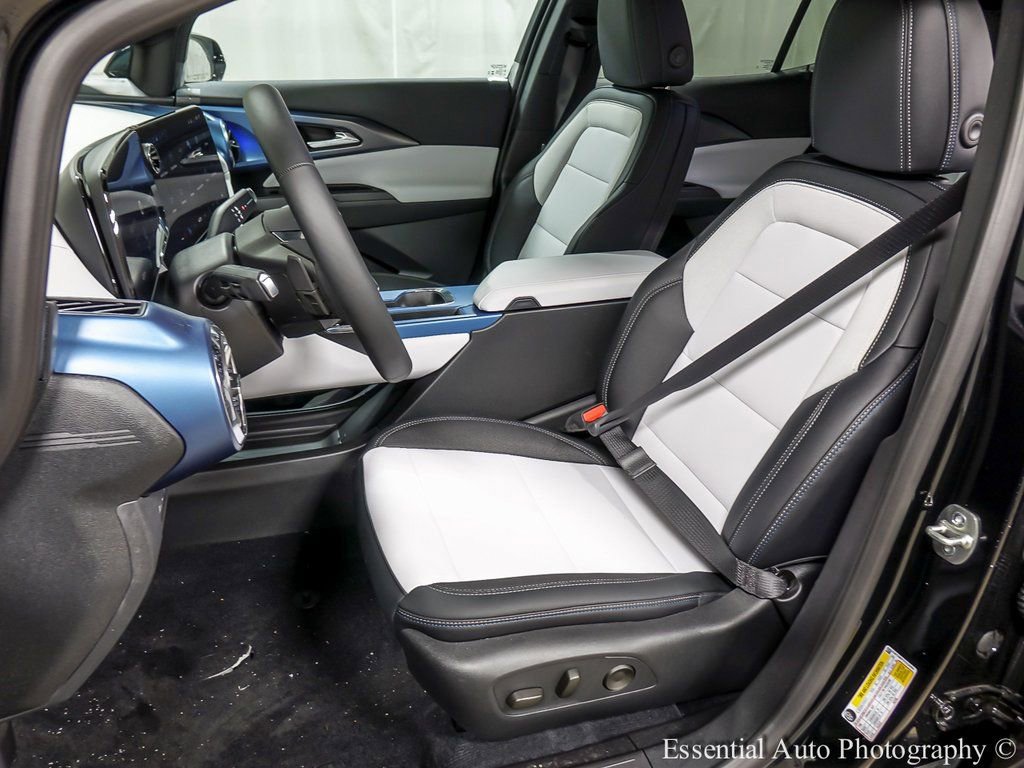 New 2026 Chevrolet Equinox EV LT image 9