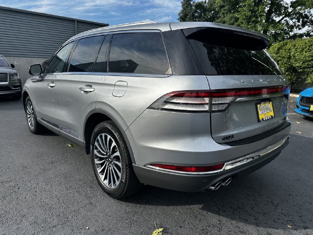 Certified 2023 Lincoln Aviator AWD w/ Premium Package image 7