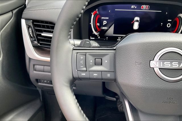 New 2026 Nissan Rogue Platinum w/ Platinum Premium Package AWD/4WD image 13