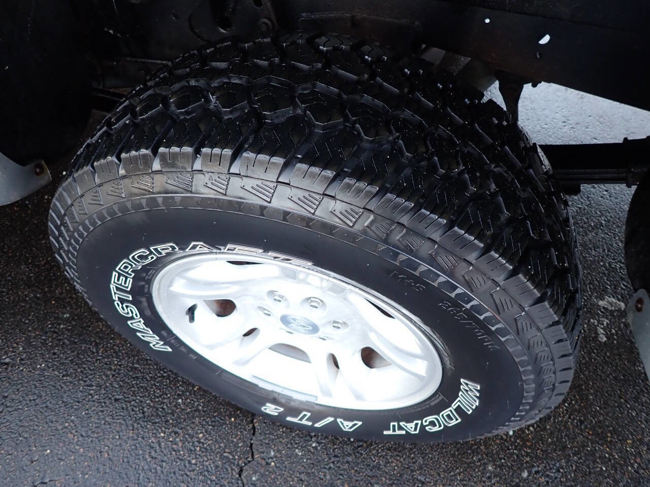 Used 2004 Dodge Dakota Sport w/ Deluxe Convenience Group image 12