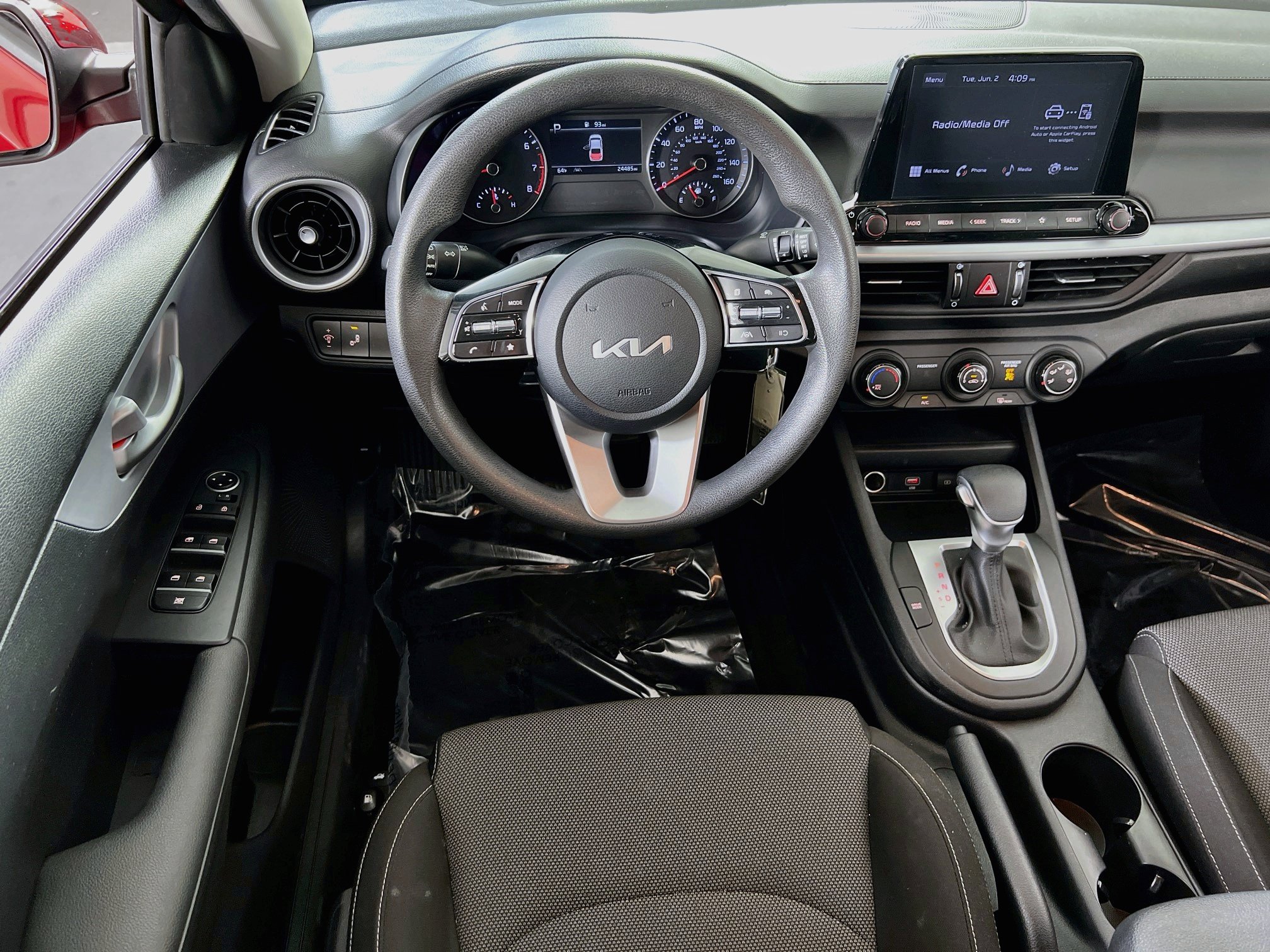 Used 2024 Kia Forte LXS w/ LXS Technology Package FWD image 20