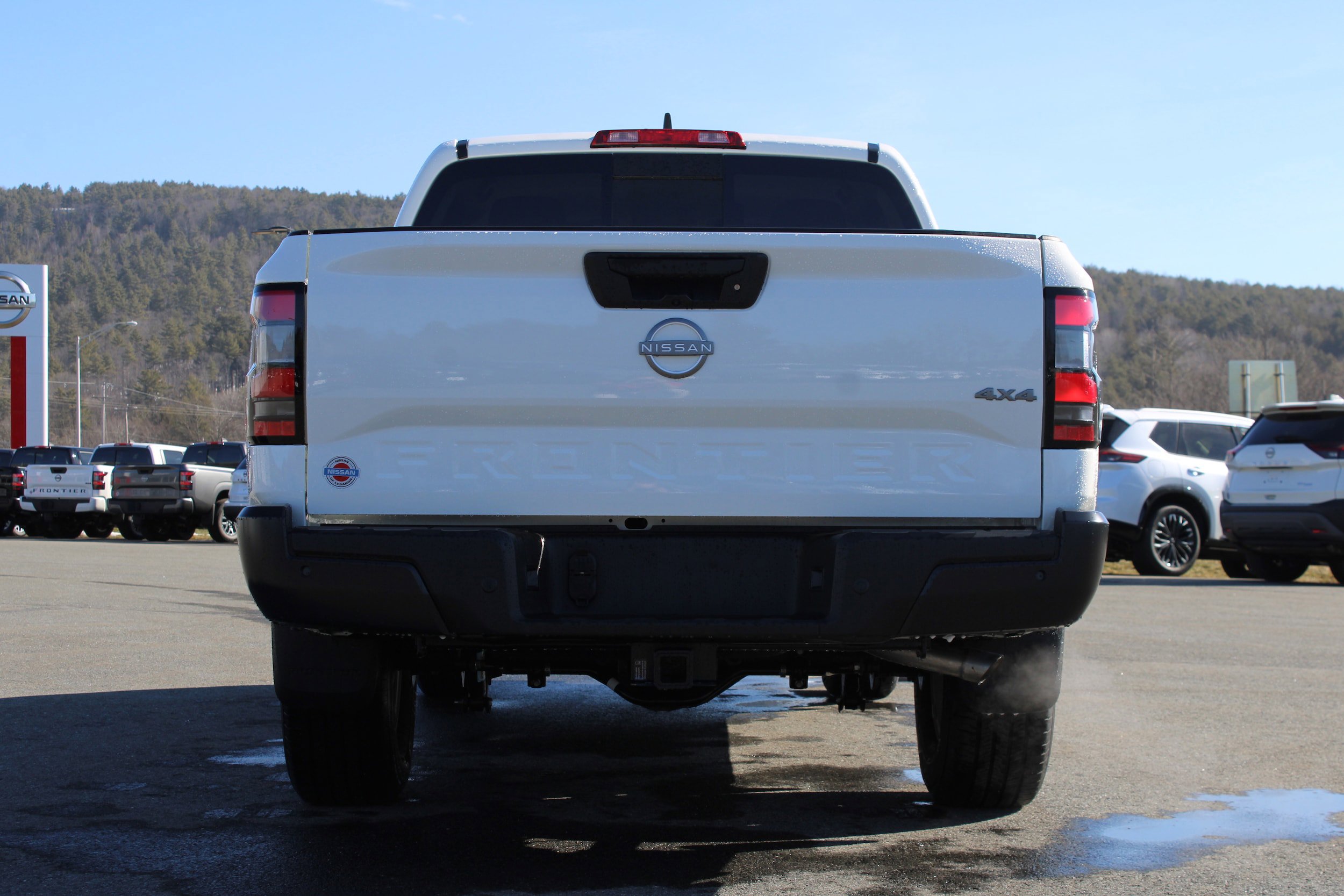 New 2026 Nissan Frontier S w/ Tow Package AWD/4WD image 6