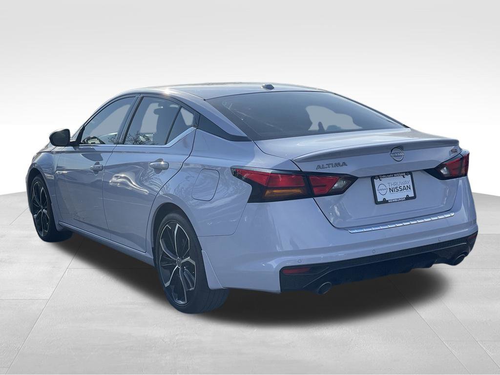 Certified 2024 Nissan Altima 2.5 SR w/ SR Premium Package FWD image 5
