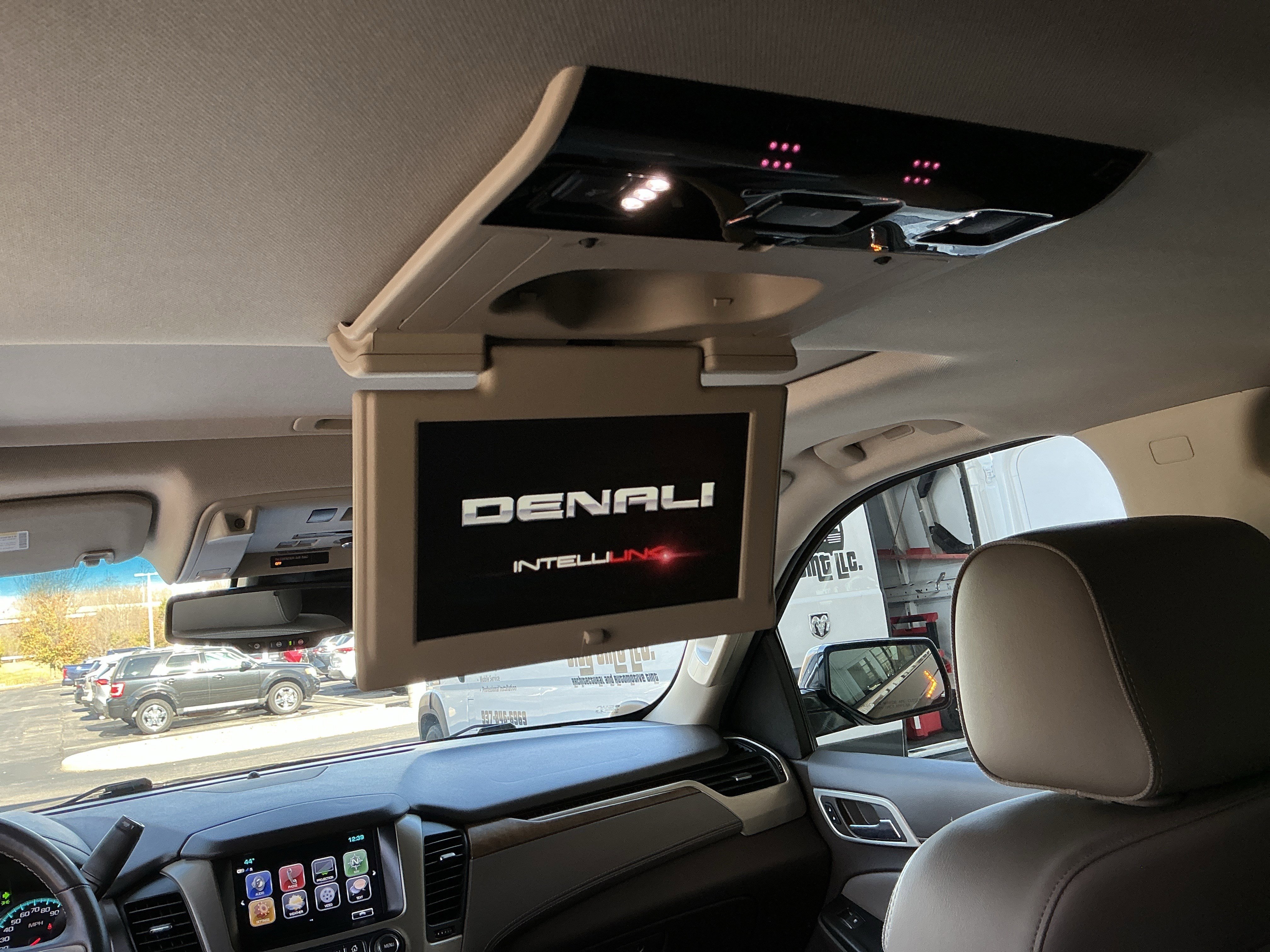 Used 2019 GMC Yukon XL Denali w/ Denali Ultimate Package image 30