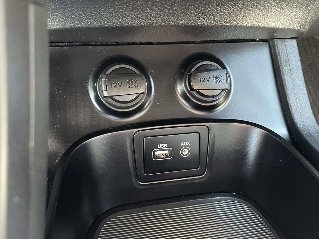 Used 2017 Hyundai Santa Fe Sport w/ 2.4L Value Package 06 FWD image 21