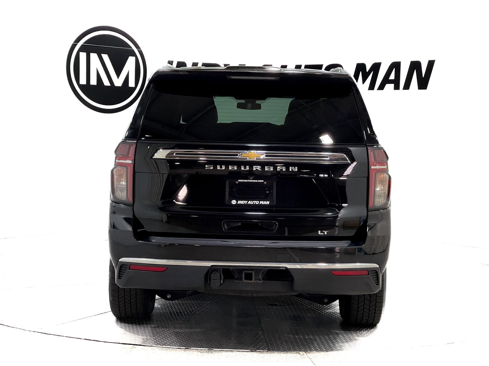 Used 2021 Chevrolet Suburban LT w/ LT Signature Package AWD/4WD image 5