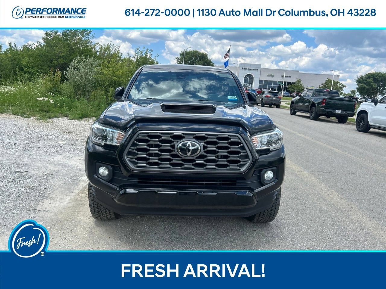 Used 2021 Toyota Tacoma TRD Sport AWD/4WD image 9