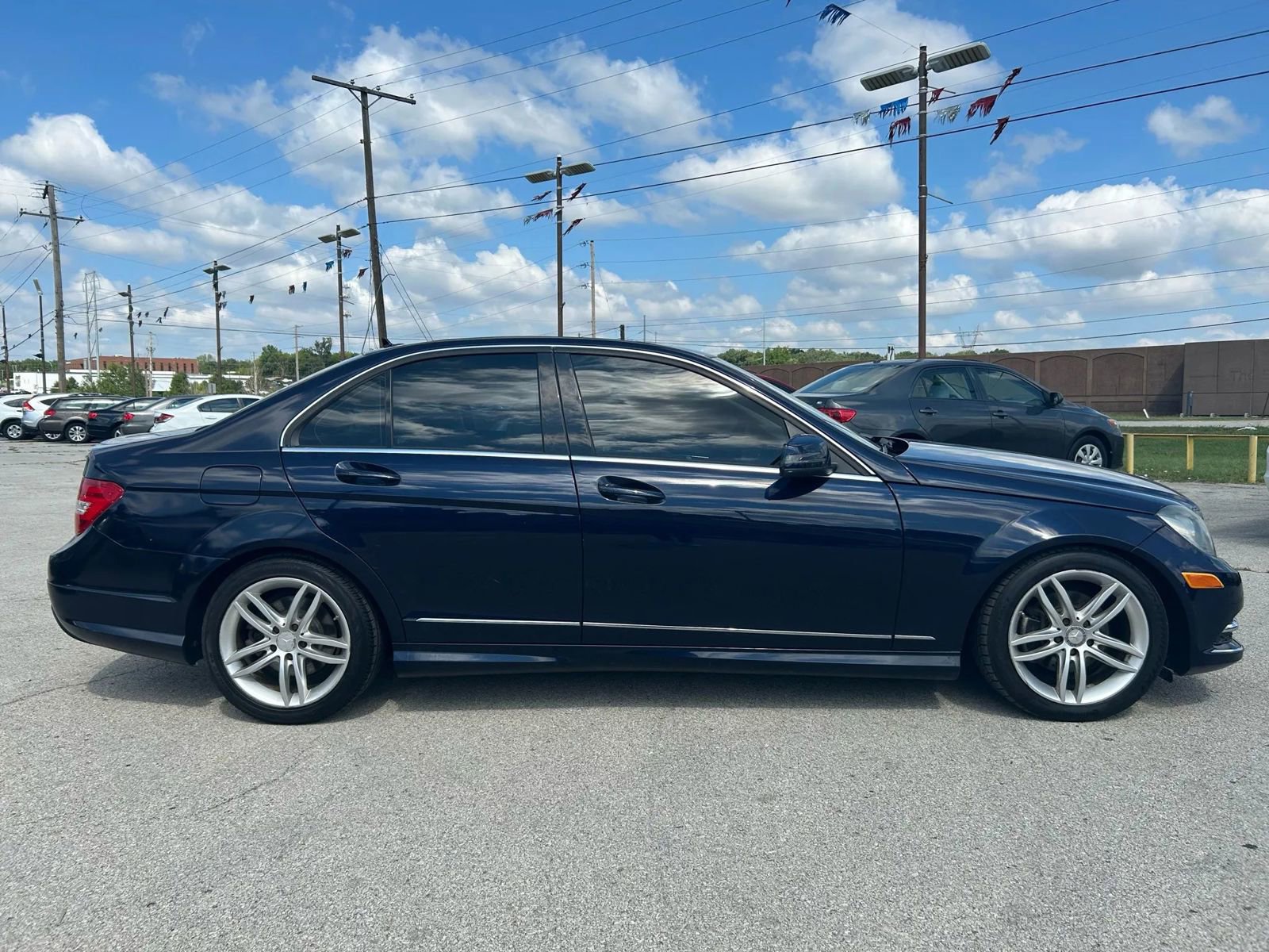 Used 2012 Mercedes-Benz C 300 4MATIC Sedan image 6