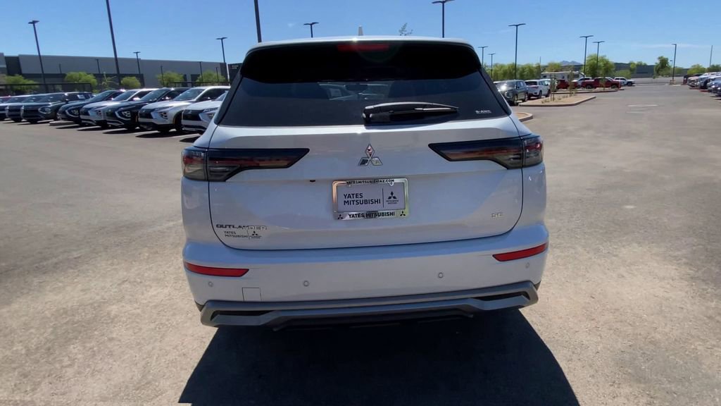 New 2026 Mitsubishi Outlander SE AWD/4WD image 7