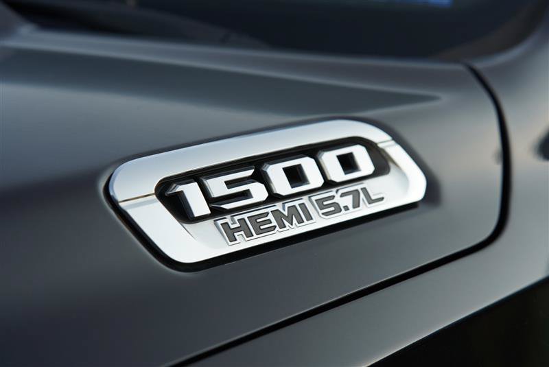 Used 2019 RAM 1500 Limited AWD/4WD image 31