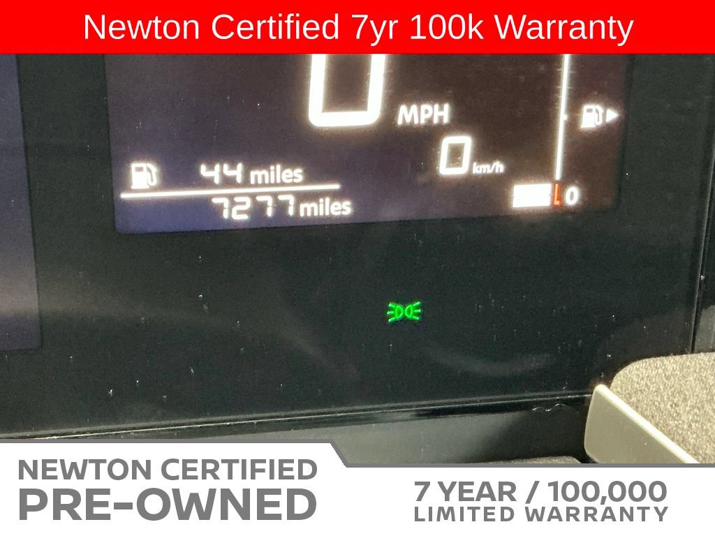 Used 2025 Nissan Kicks SV FWD image 23