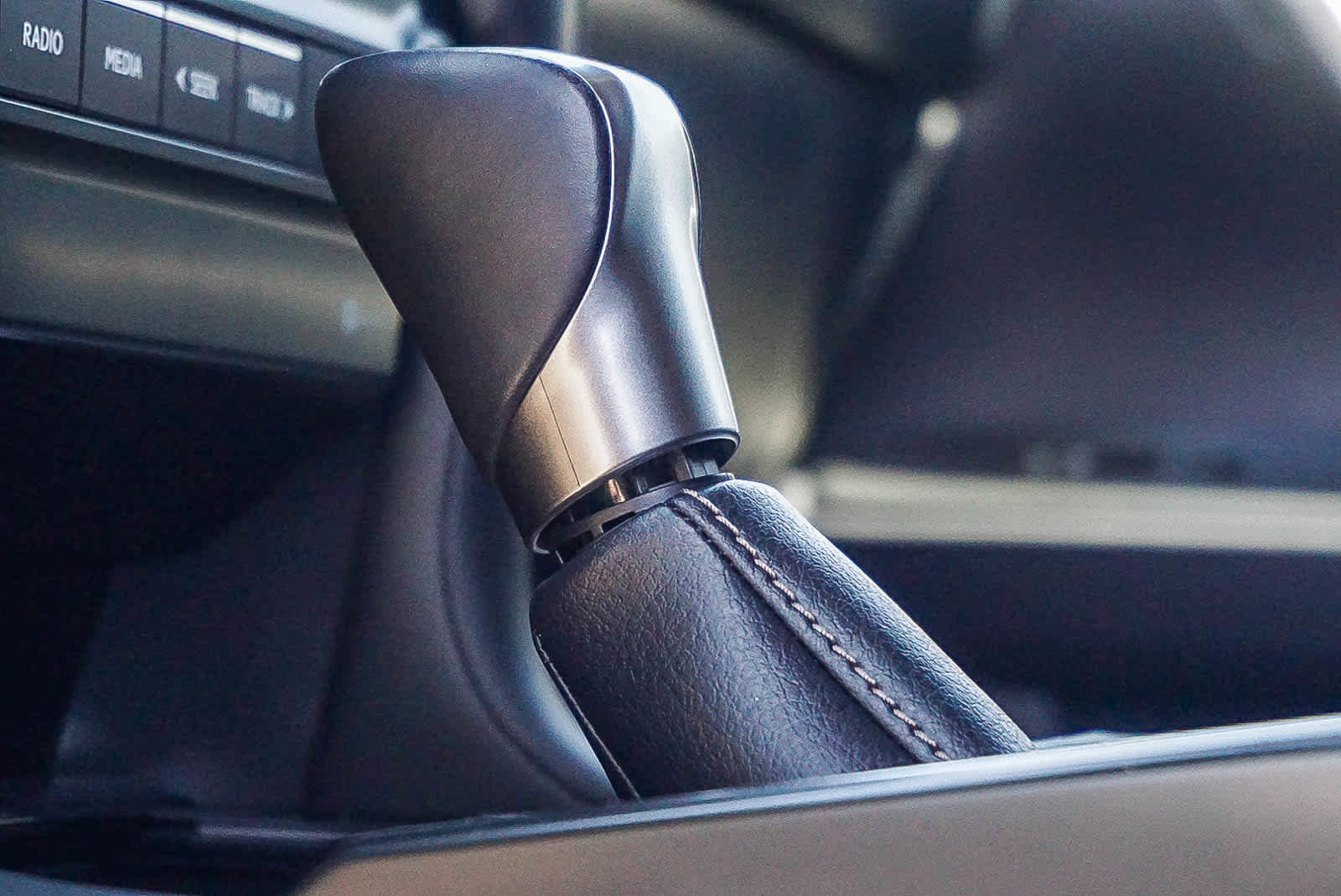 Certified 2022 Lexus GX 460 Premium w/ Premium Package AWD/4WD image 21