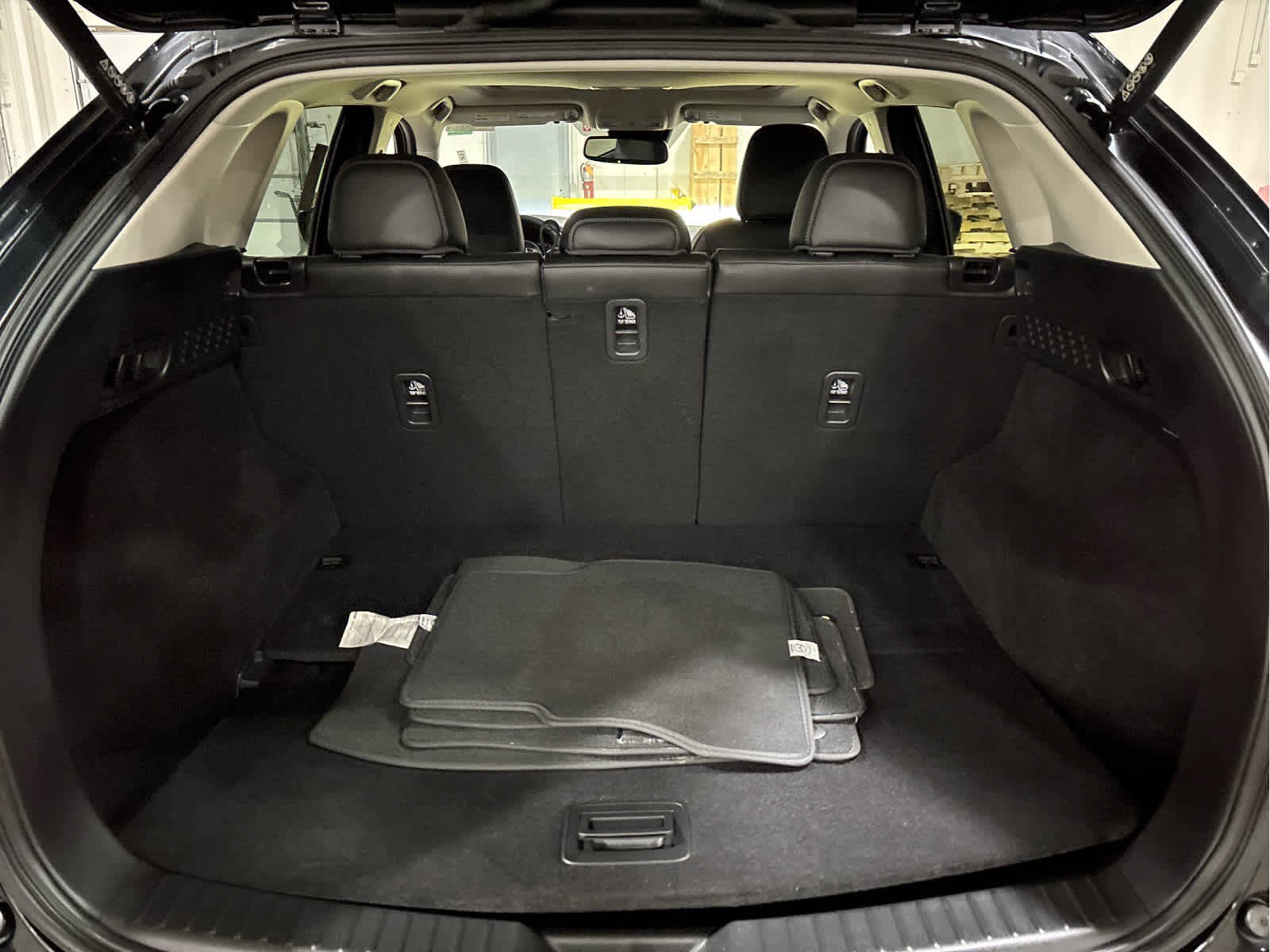 Used 2025 MAZDA CX-5 AWD 2.5 S w/ Preferred Package image 7