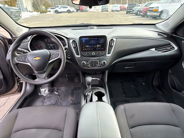Used 2024 Chevrolet Malibu LT image 23
