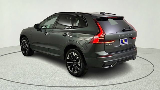 New 2026 Volvo XC60 T8 Plus w/ Climate Package AWD/4WD image 5