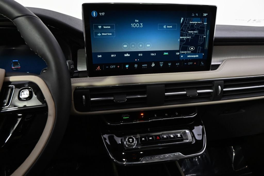 New 2026 Lincoln Corsair Premiere image 27