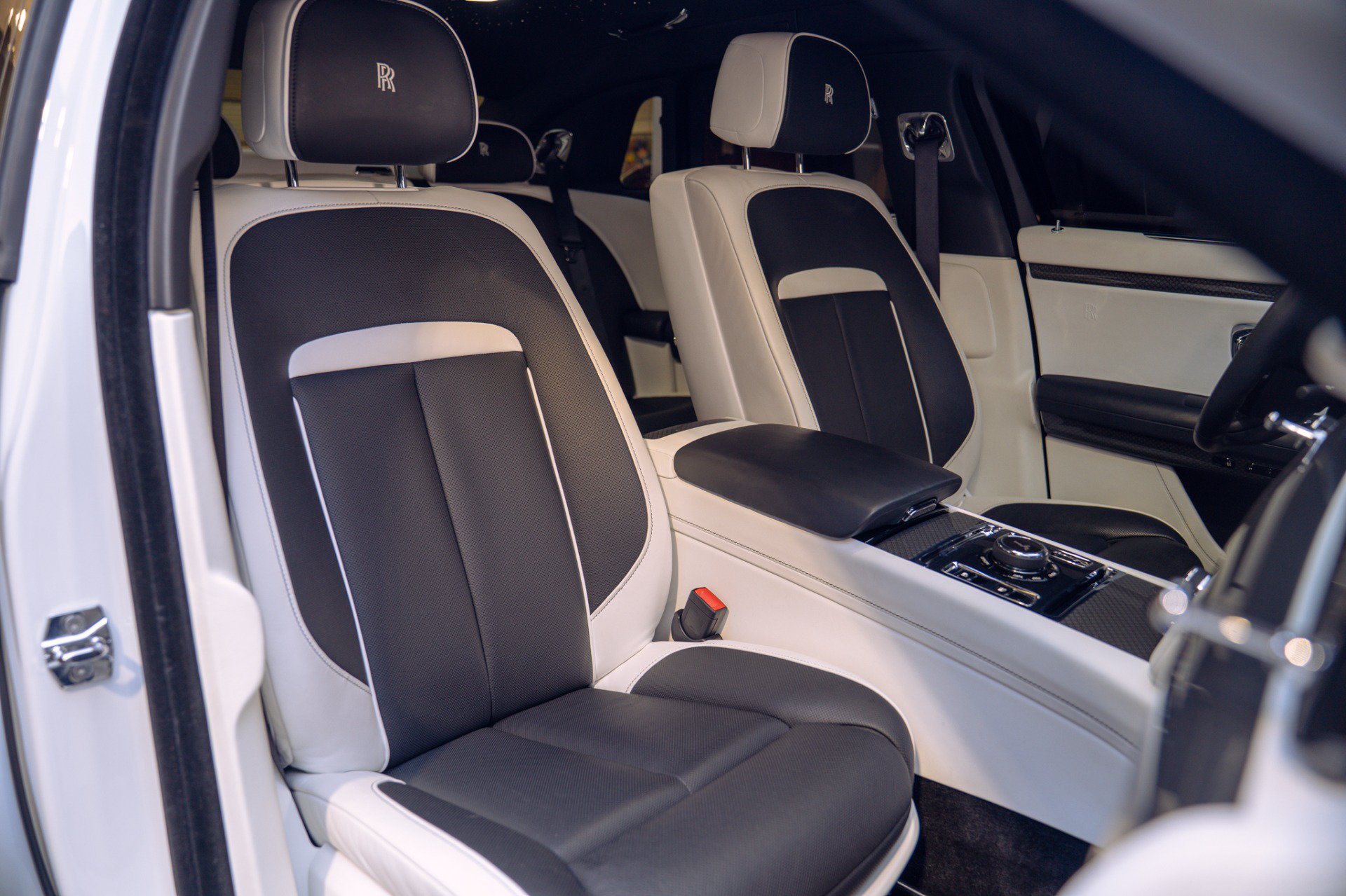Used 2022 Rolls-Royce Ghost Black Badge AWD/4WD image 46