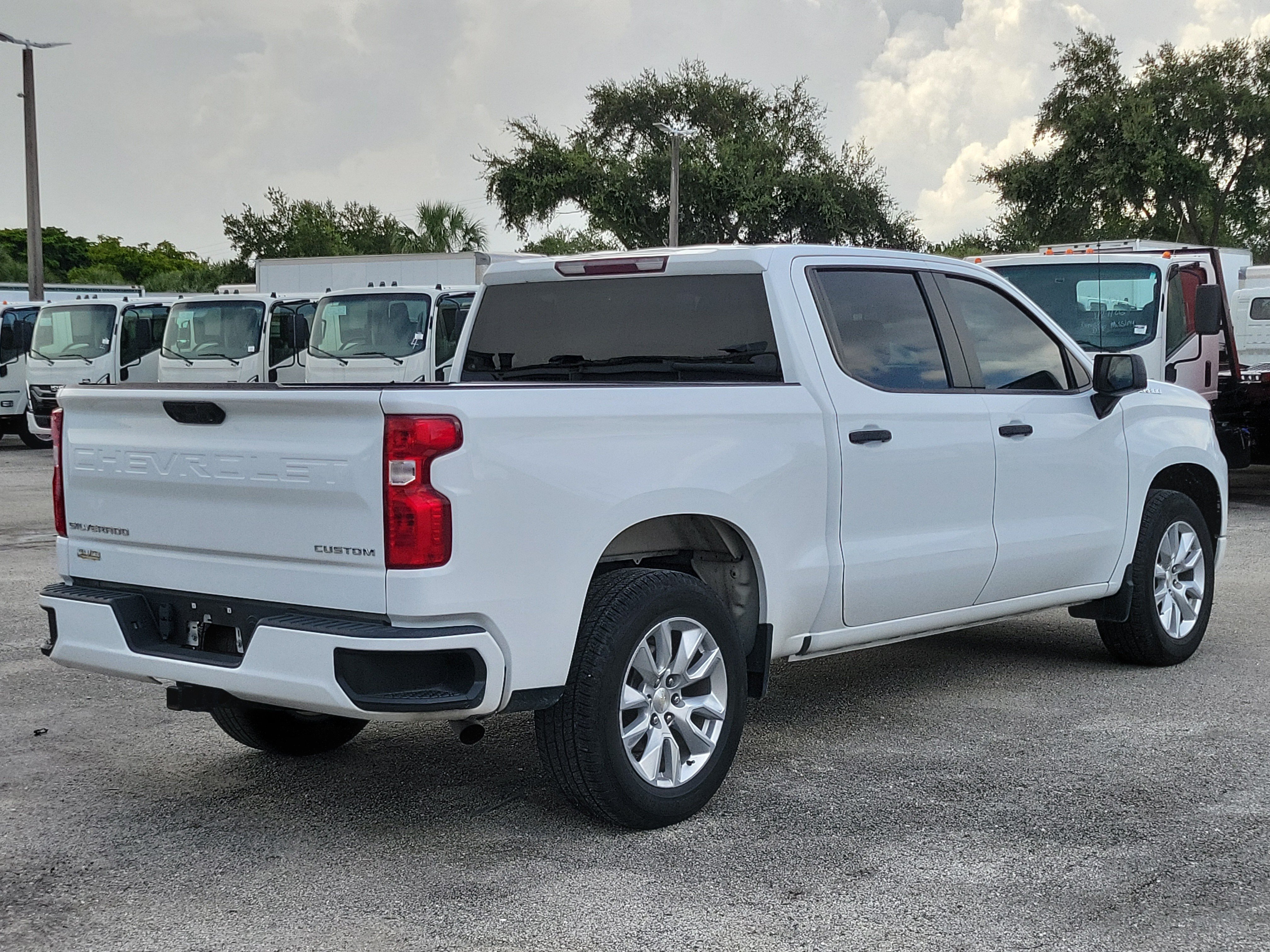 Used 2019 Ford F450 Lariat w/ Lariat Value Package AWD/4WD image 3