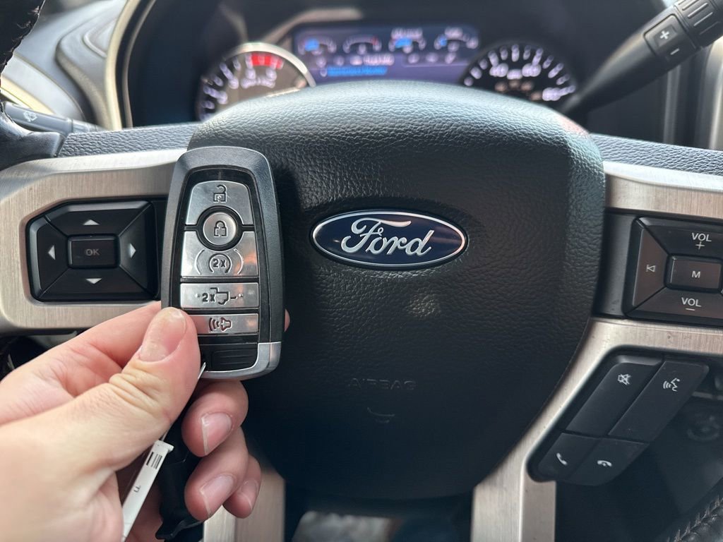 Used 2022 Ford F450 Platinum w/ FX4 Off-Road Package image 55