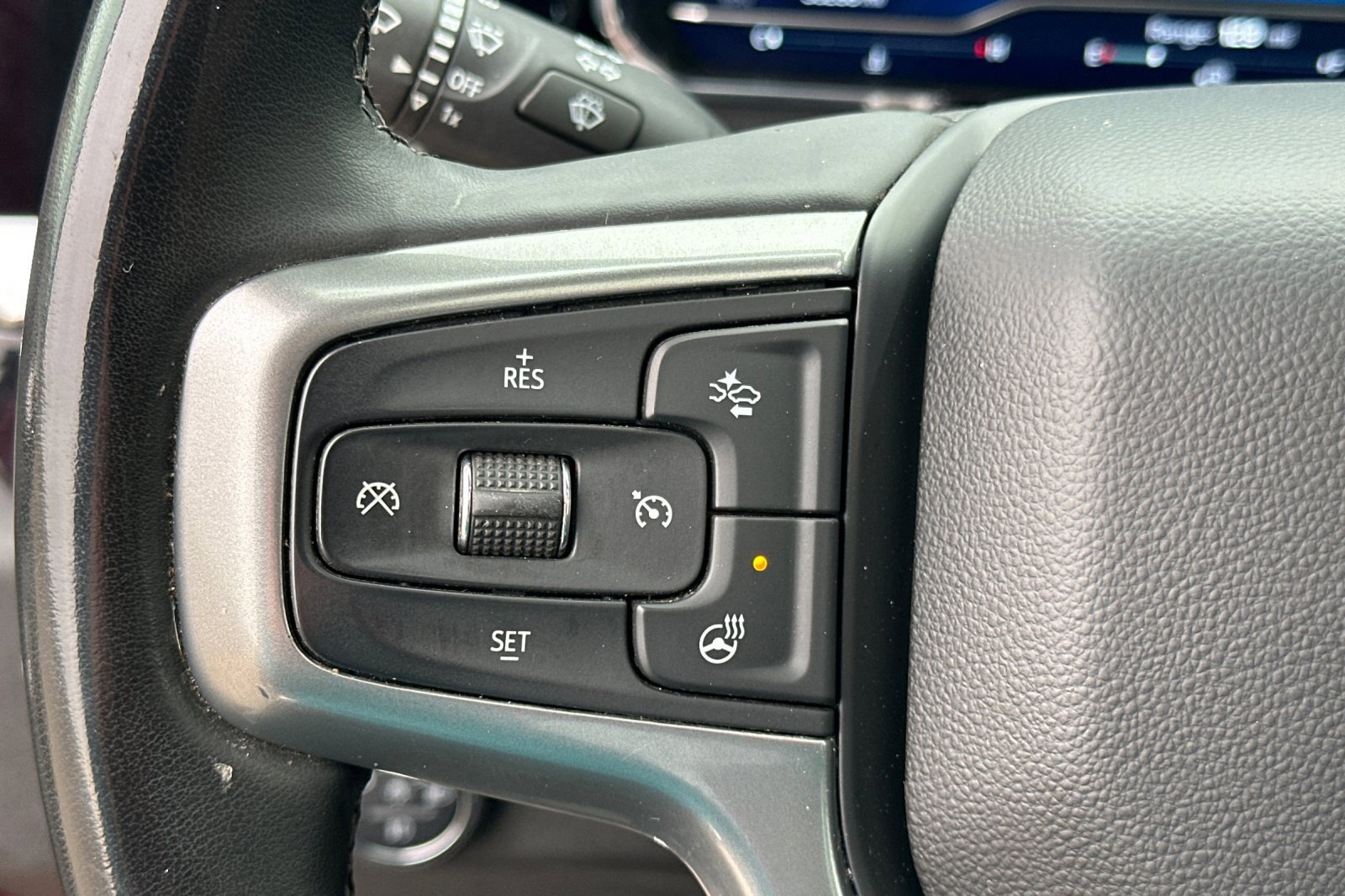 Used 2024 Chevrolet Silverado 2500 LTZ w/ LTZ Premium Package image 35