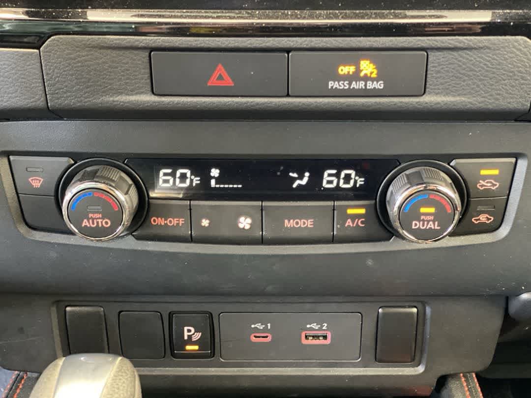 Used 2022 Nissan Frontier PRO-4X w/ Technology Package AWD/4WD image 22